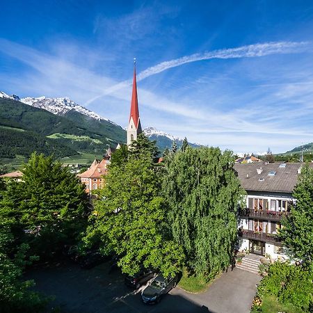 Hotel Pension Schweitzer Silandro Exteriér fotografie